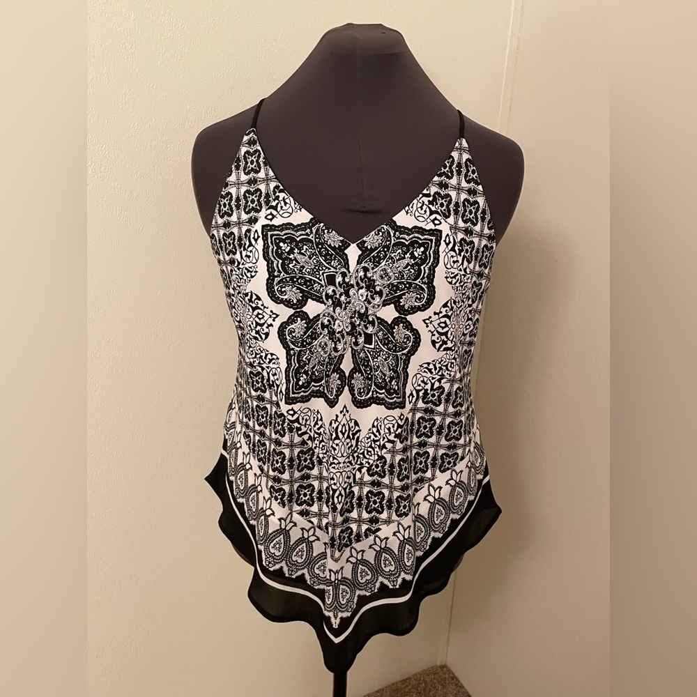 Black and White Printed Handkerchief Top
